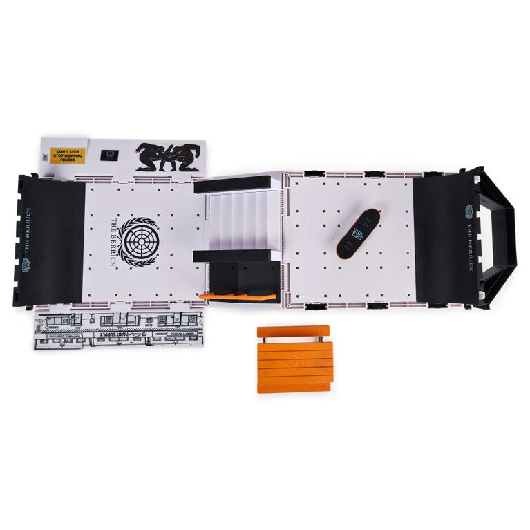 Tech Deck x The Berrics Transforming Skatepark Fingerboard Set