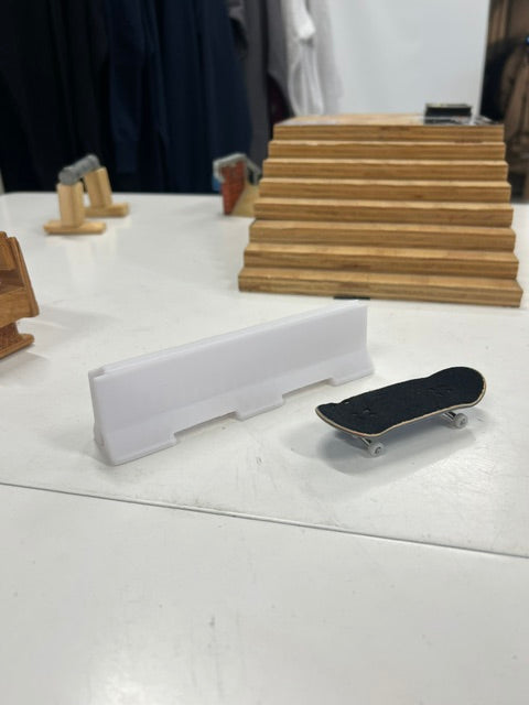 The Boss Fingerboard Jersey Barrier