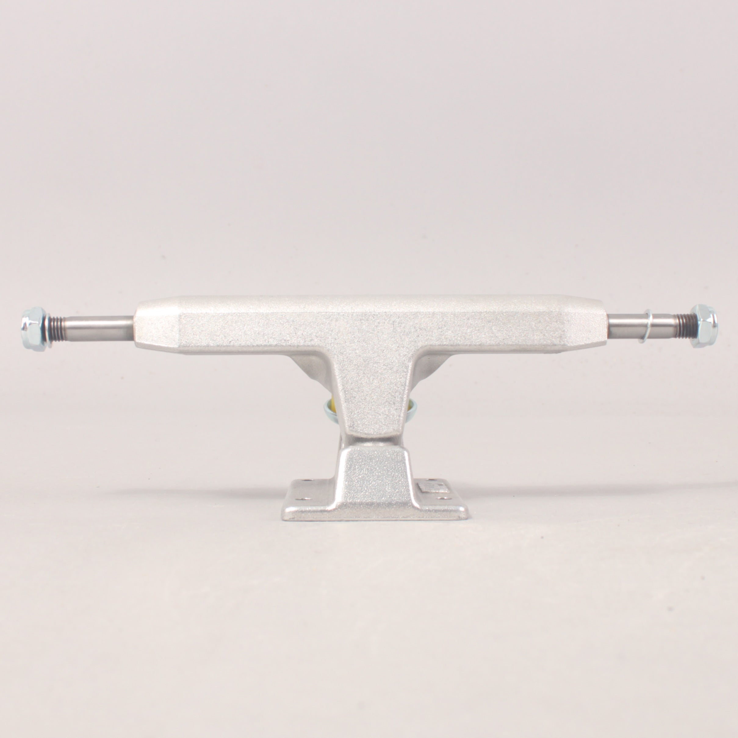 The Lurpiv Trucks Standard