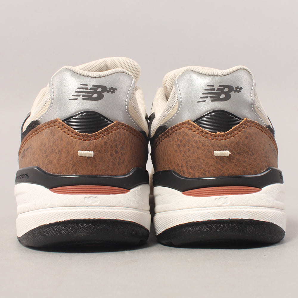 New Balance Numeric NM933 Reynolds Pro - Cream / White / Black