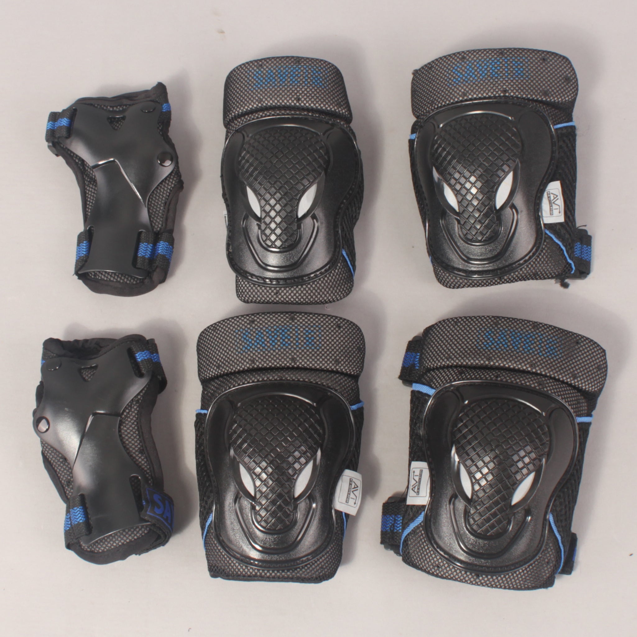 Head Protection Set - Black / Blue