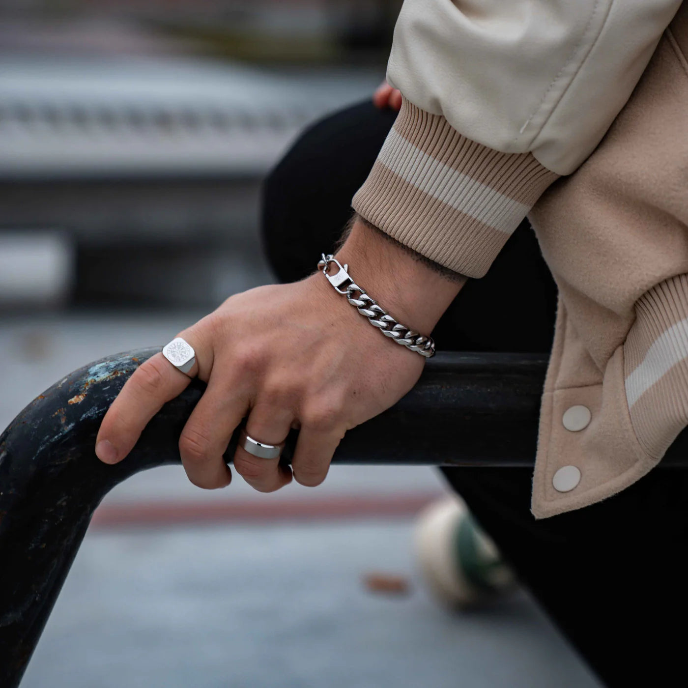 Northern Legacy Sequence Oversize armbånd - Sølvtonet