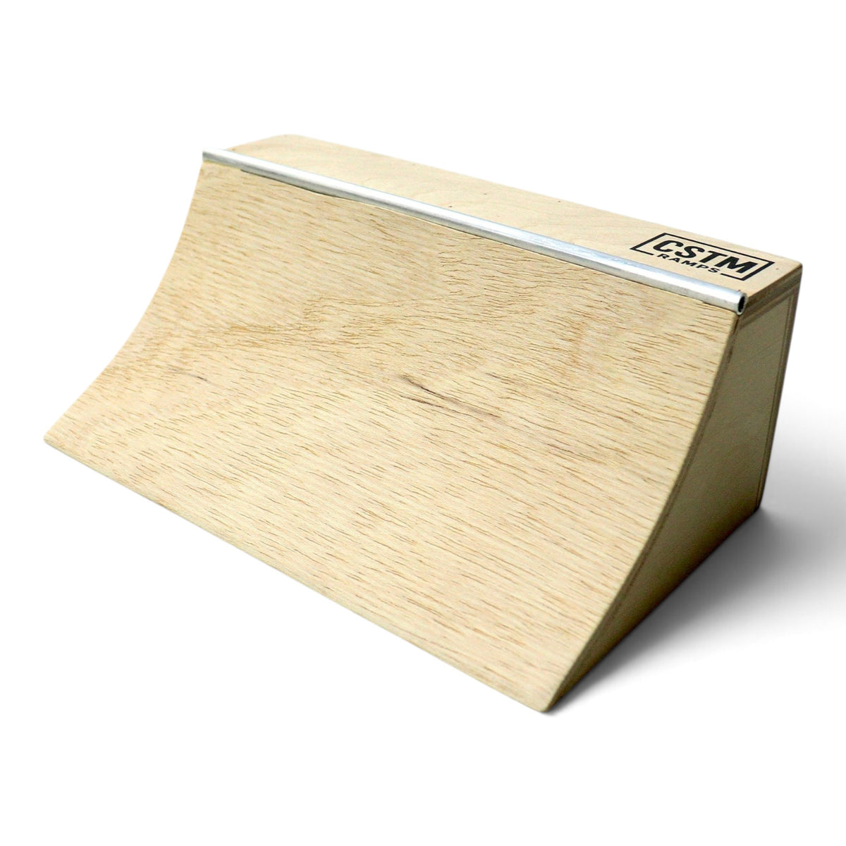 Custom Fingerboard Quarterpipe Ramp
