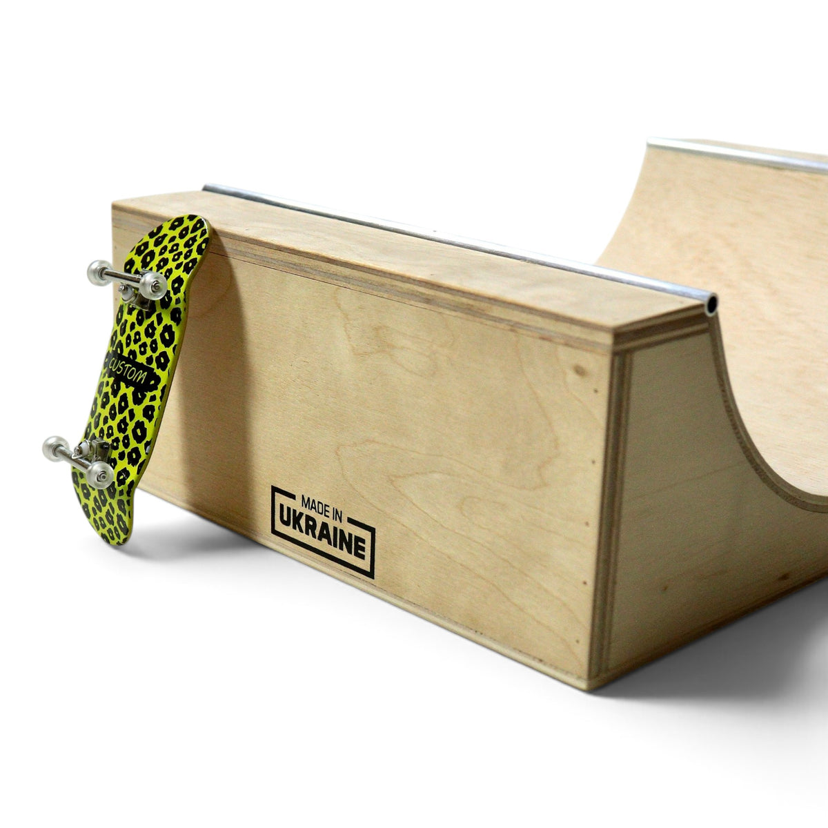 Custom Fingerboard Miniramp