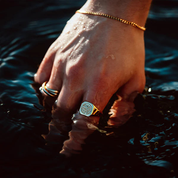 Northern Legacy Vegvisir Signature - Guldtonet ring