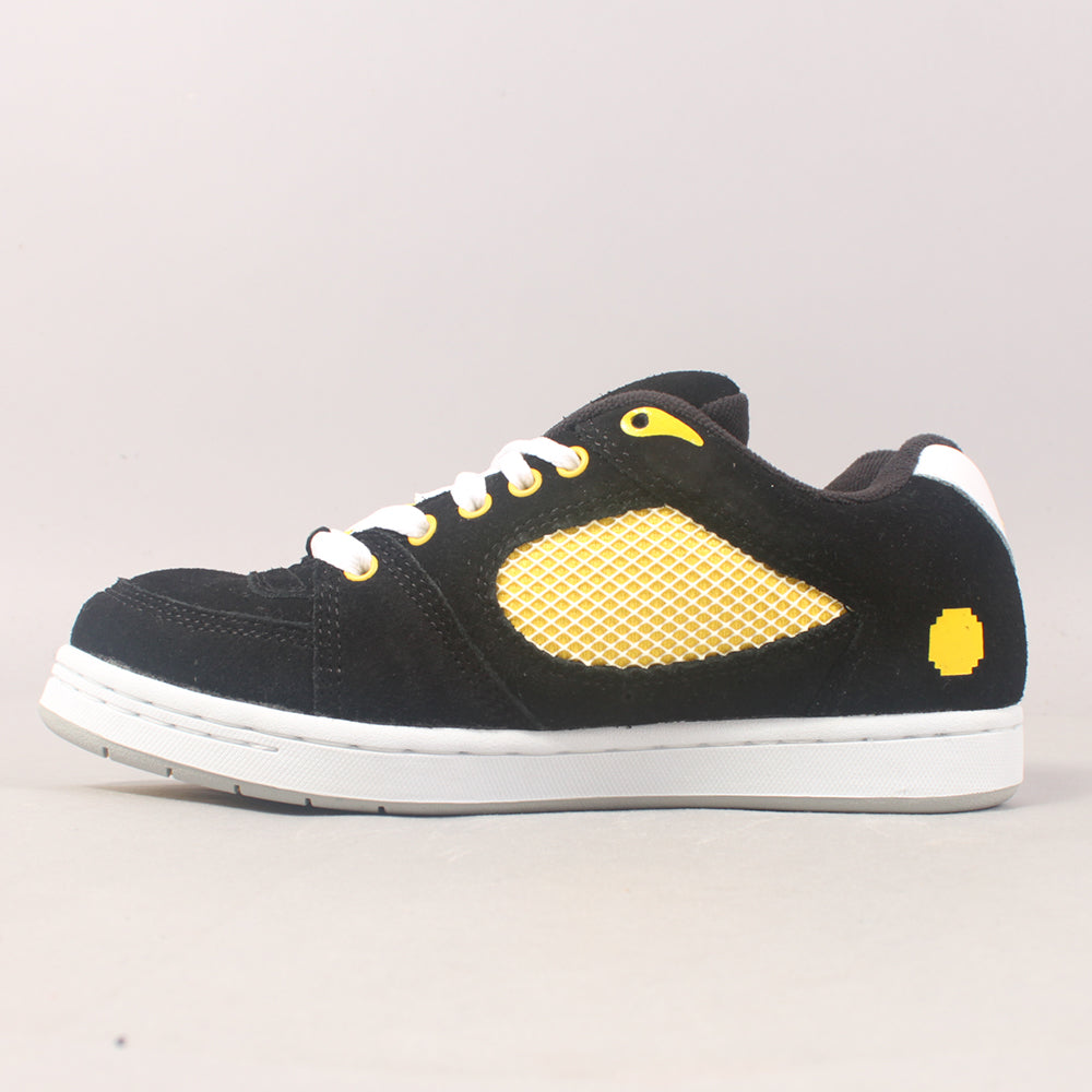 és x Chomp On Kicks Accel OG - Black/White/Yellow
