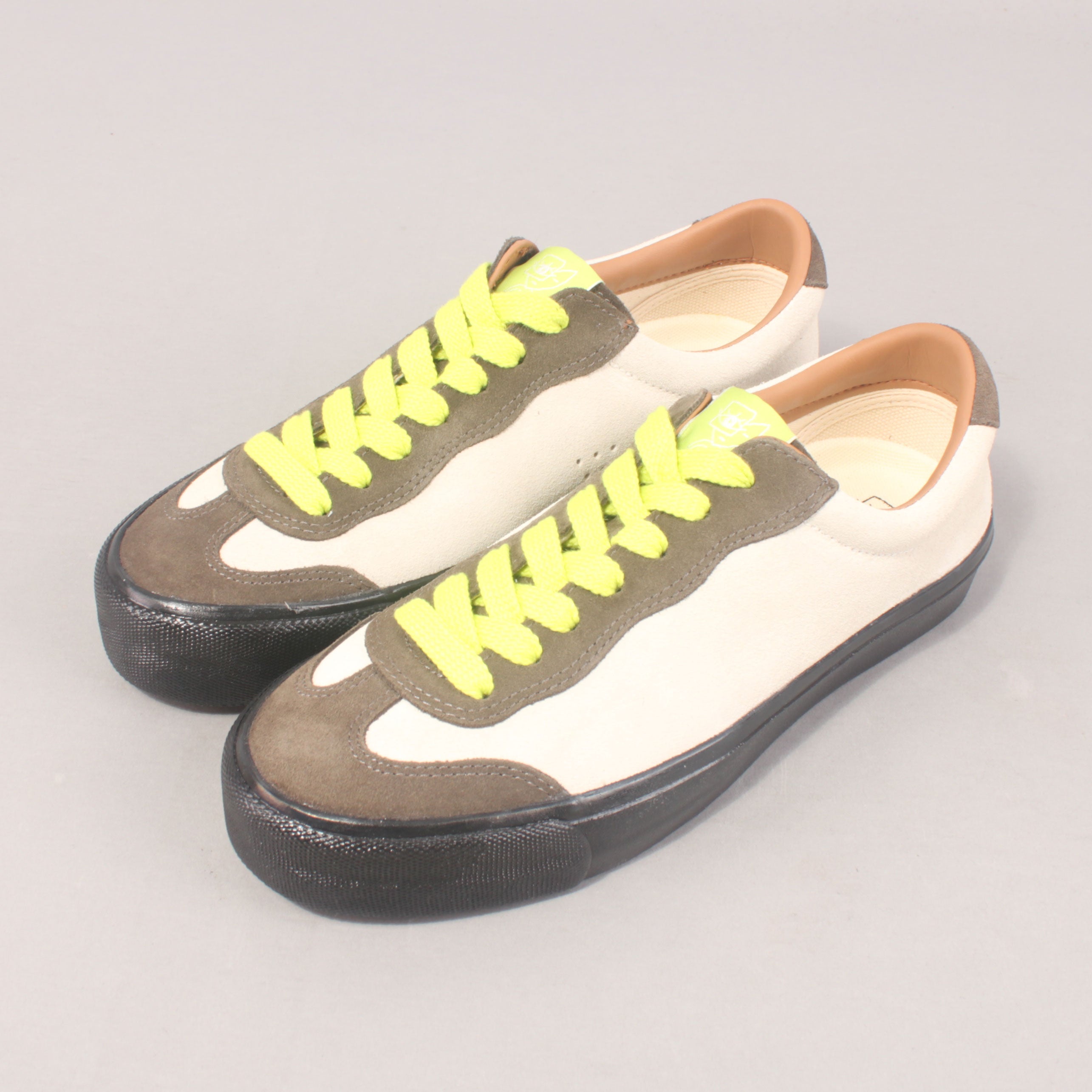 Last Resort AB VM004 Milic Suede Low -  Olive Cream/Black