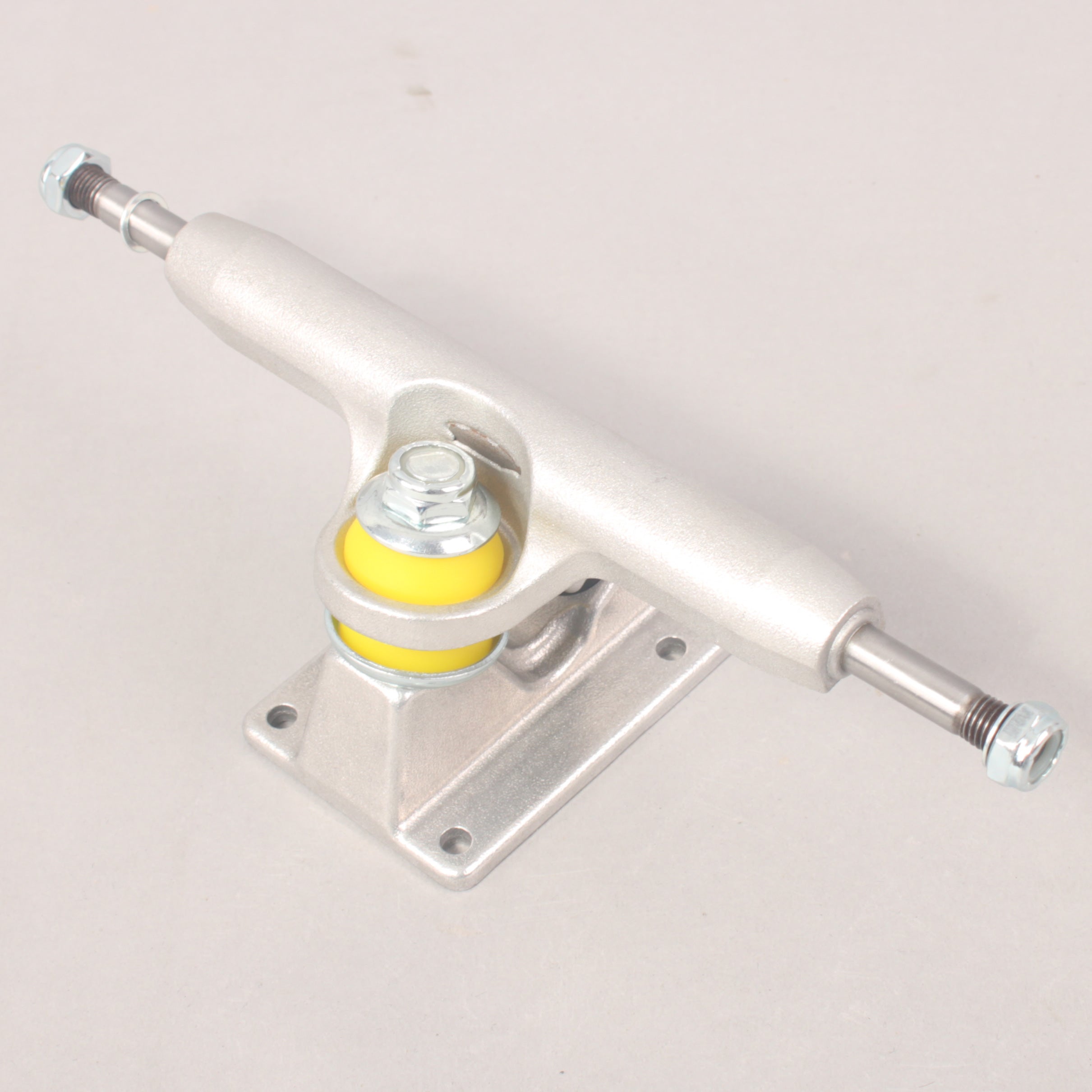 The Lurpiv Trucks Standard