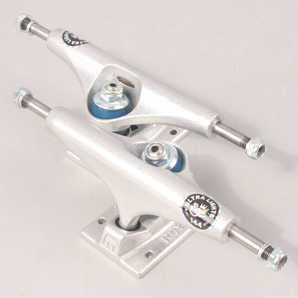 Royal New Geometry Ultra Light Trucks - Silver