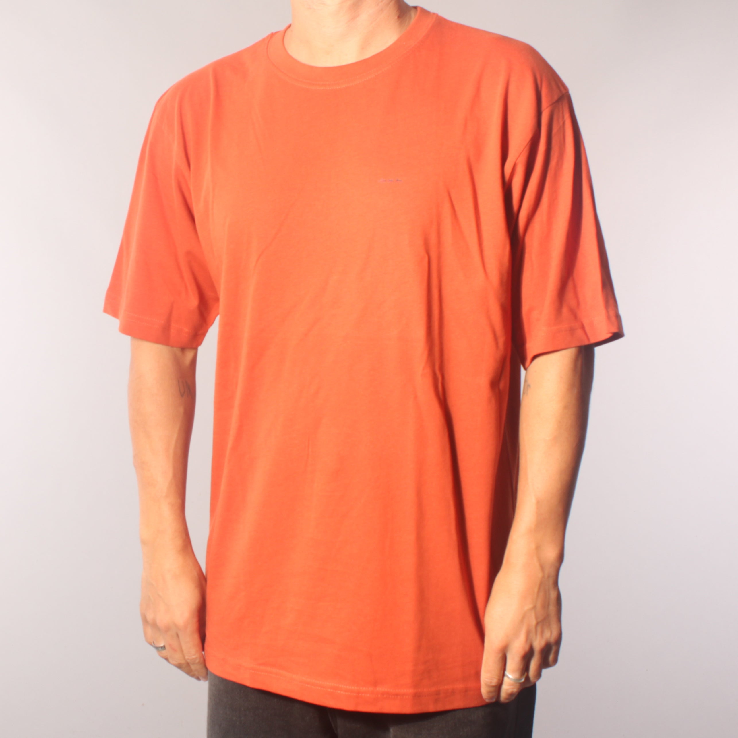 The Boss 16 Years Mini Script T-shirt - Amber